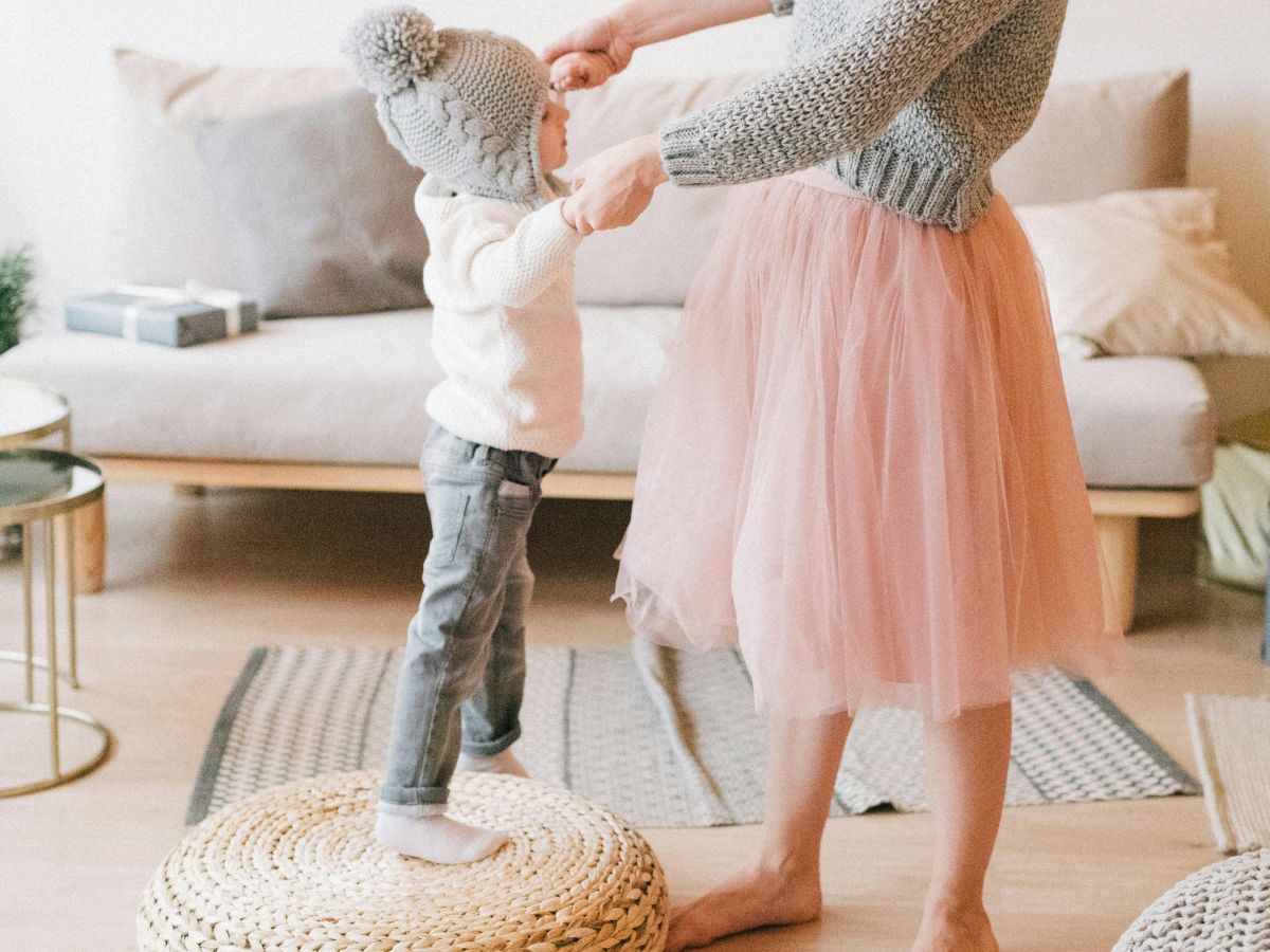 Pufy dla dziewczynki – jak wybrać idealny dodatek do pokoju dziecka?